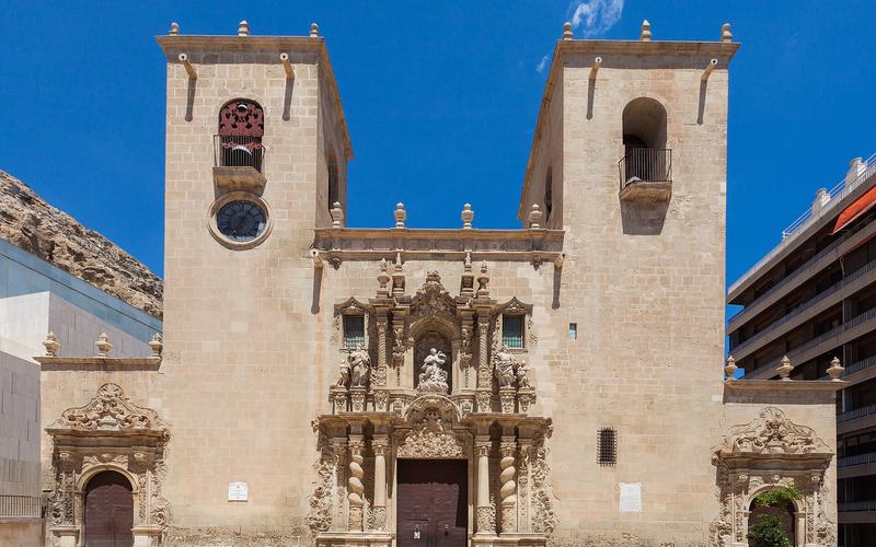 Kerken en monumenten in Alicante