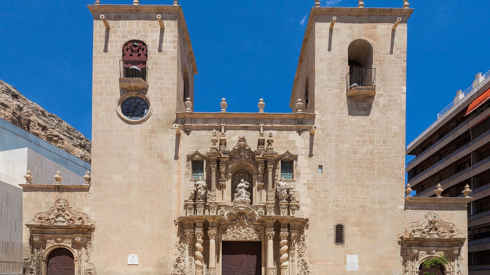 Kerken en monumenten in Alicante